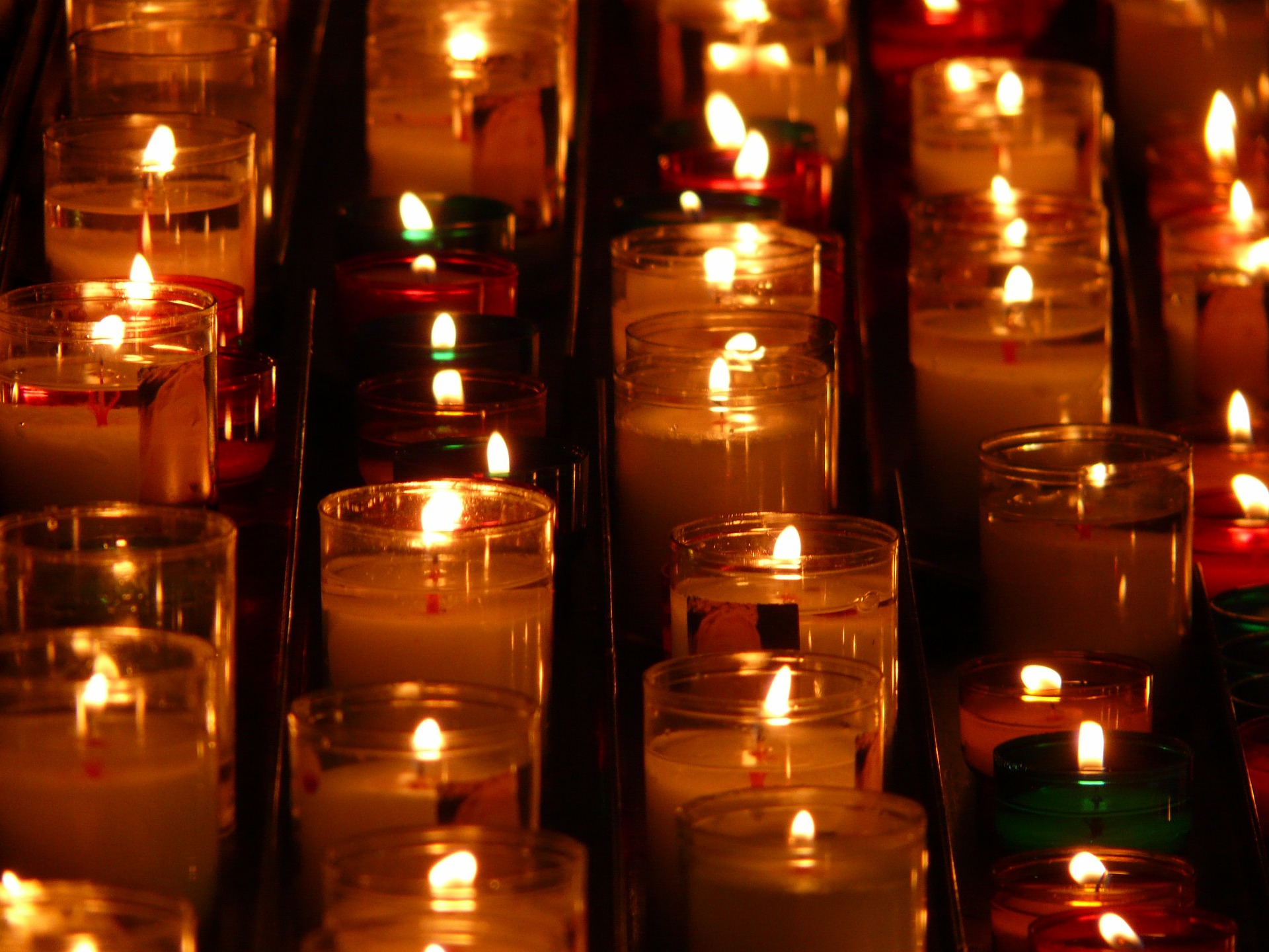 Memorial candles